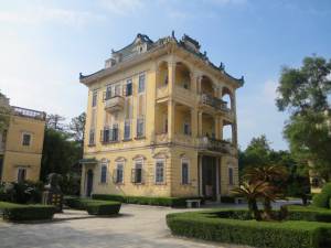 Diaolou residence of a particularly wealthy family